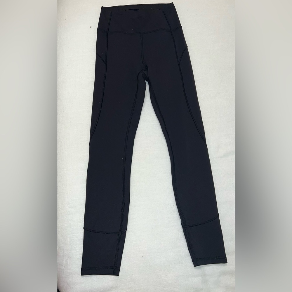 Black, size 4, lululemon leggings!